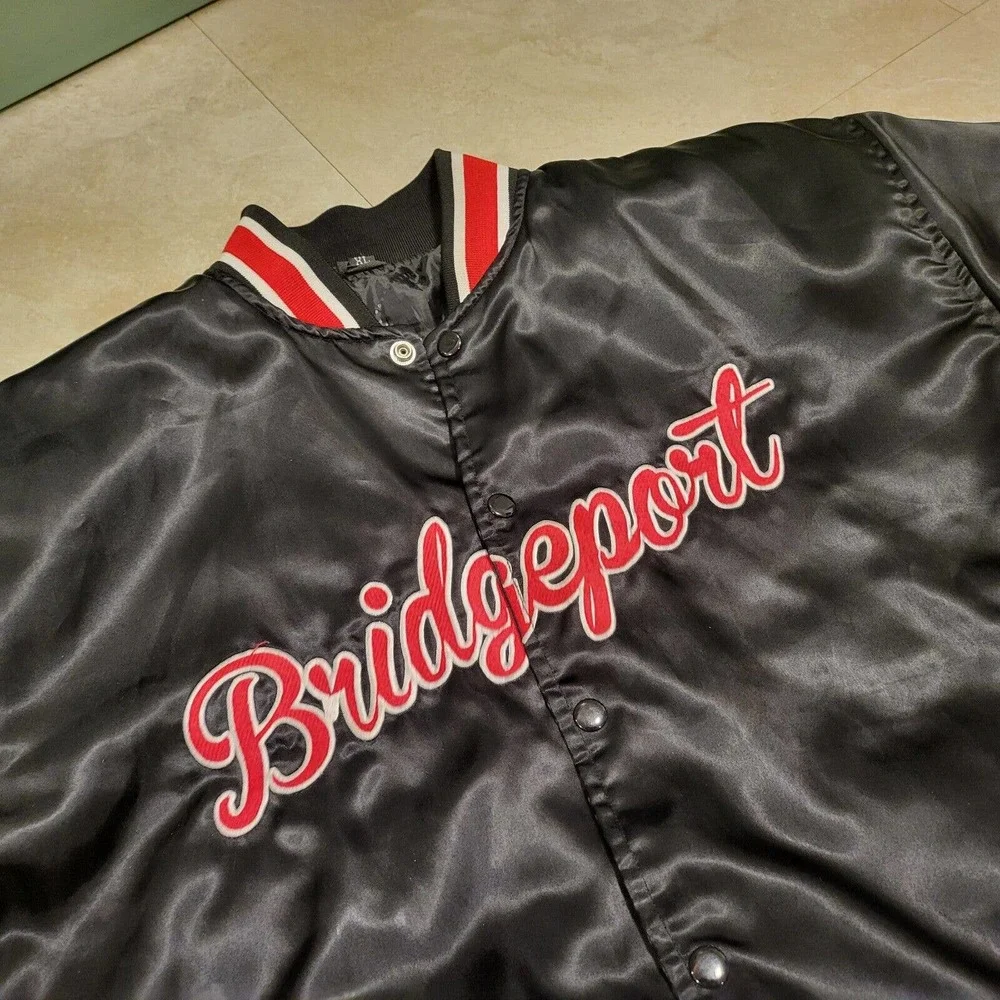 Bridgeport Mens XL Connecticut Embroidered Black Snap‎ Satin Bomber Jacket
